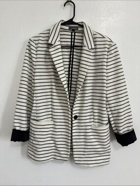 Express Women's Cream & Black Striped Blazer Size Large